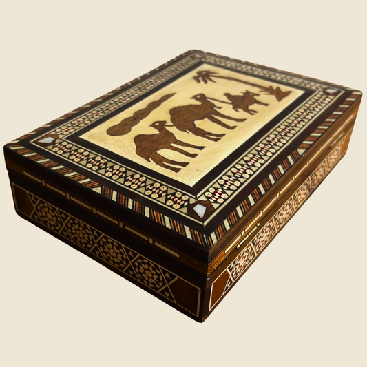 Vintage 1970 Kamel-Mosaik-Schmuckdose – Handgefertigte Damaszener Kunst mit Perlmutt